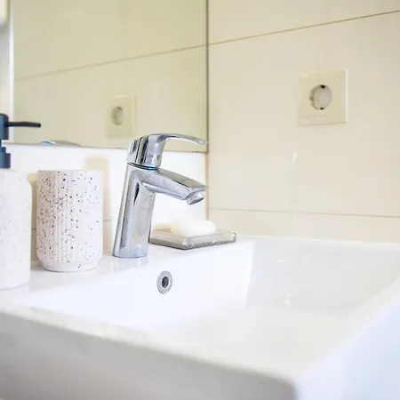 Madu --- Entire Private With Jacuzzi Вилла Трогир