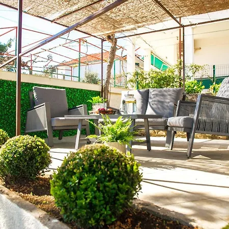 Madu --- Entire Private With Jacuzzi Villa Trogir