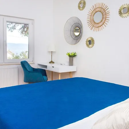 Madu --- Entire Private With Jacuzzi * Trogir